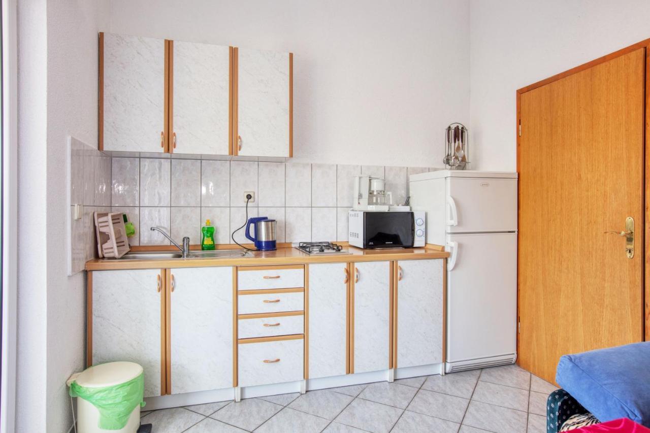 Apartments With A Parking Space Zablace, Sibenik - 4219 Exterior photo