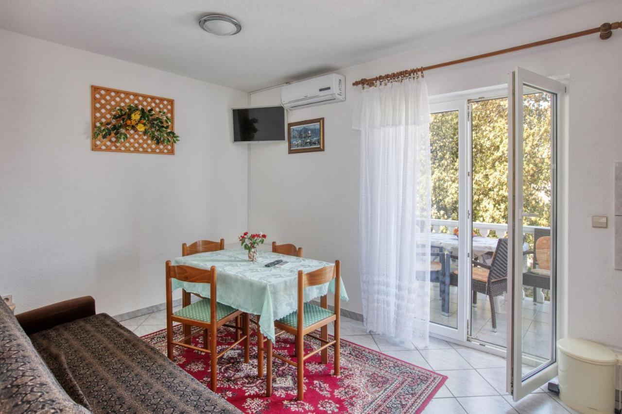 Apartments With A Parking Space Zablace, Sibenik - 4219 Exterior photo